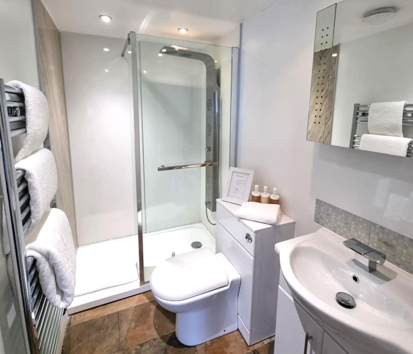 Oak Tree Rooms Ltd Brockenhurst Bagian luar foto